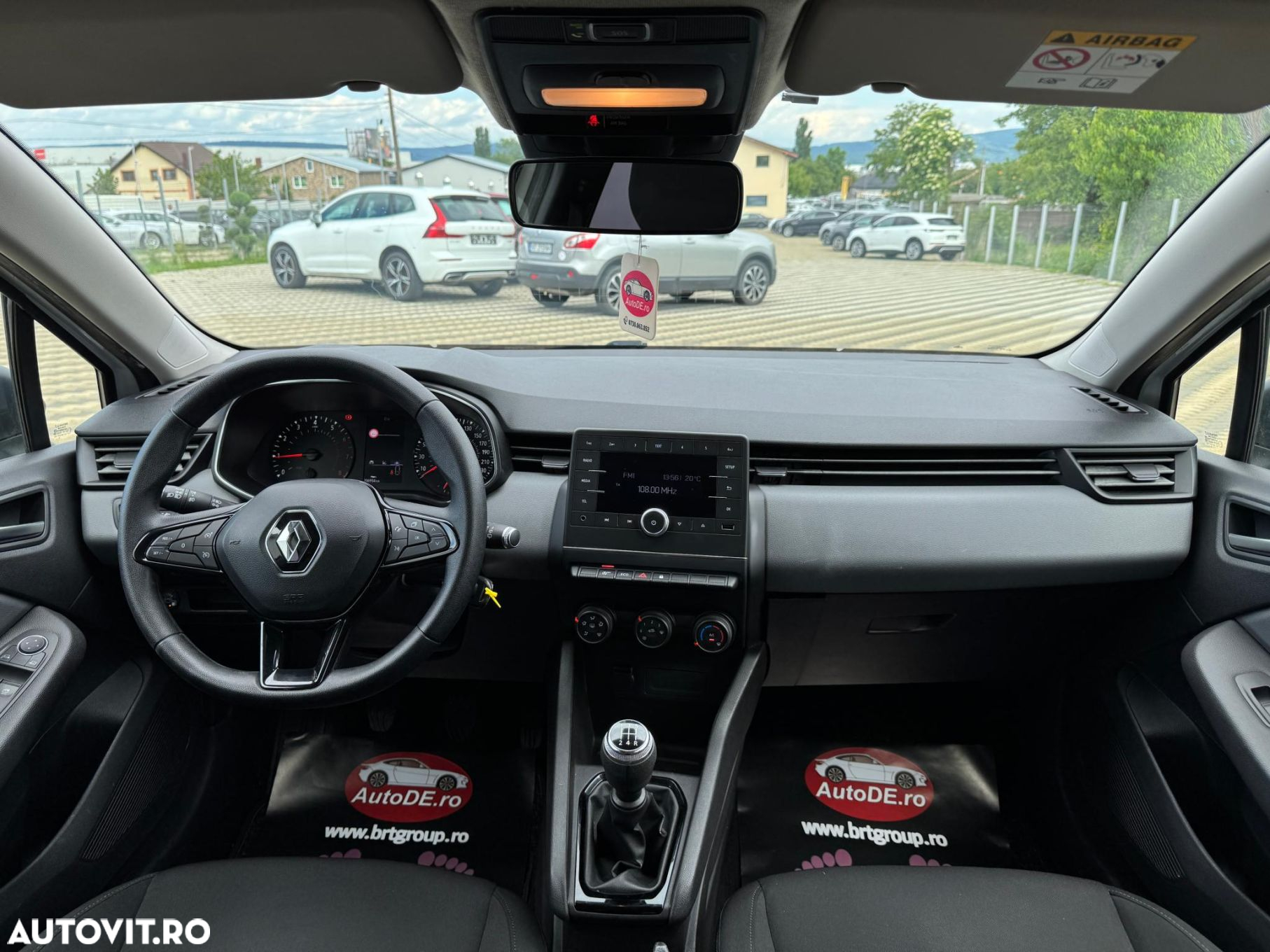 Renault Clio - 8