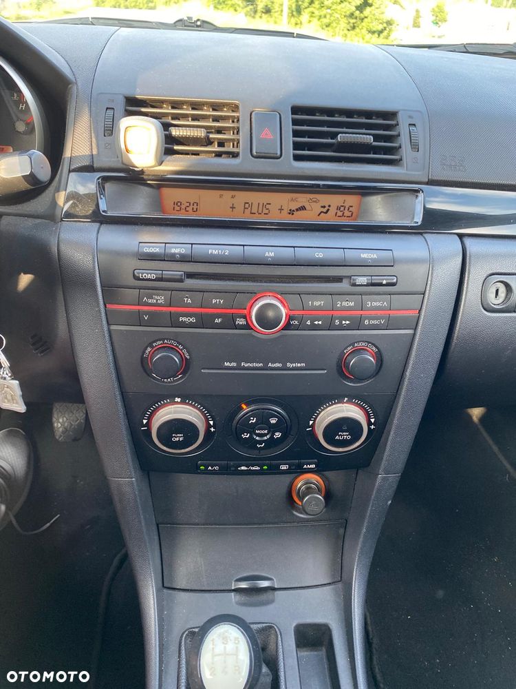 Mazda 3 - 8