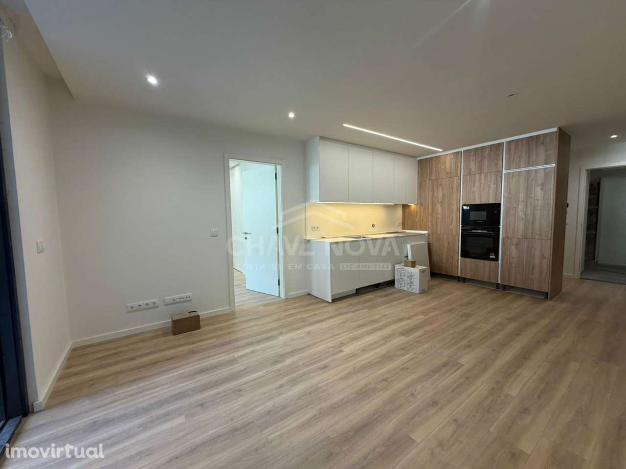 T1 Novo c/ Lugar de Garagem em Santa Marinha (VL8) - Grande imagem: 2/24