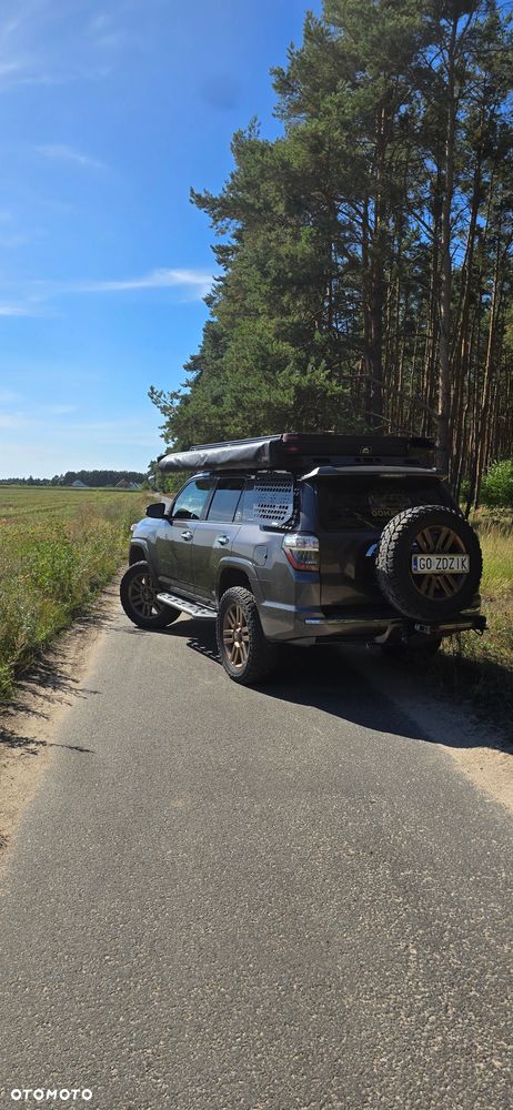 Toyota 4-Runner - 7