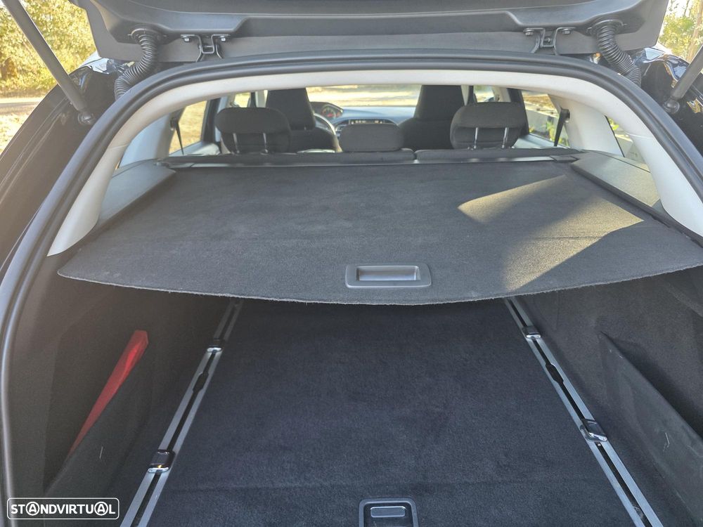 Peugeot 308 SW 1.6 BlueHDi Allure J17 - 16