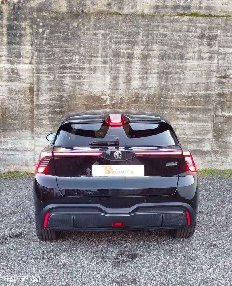 MG MG4 64 kWh Luxury - 8