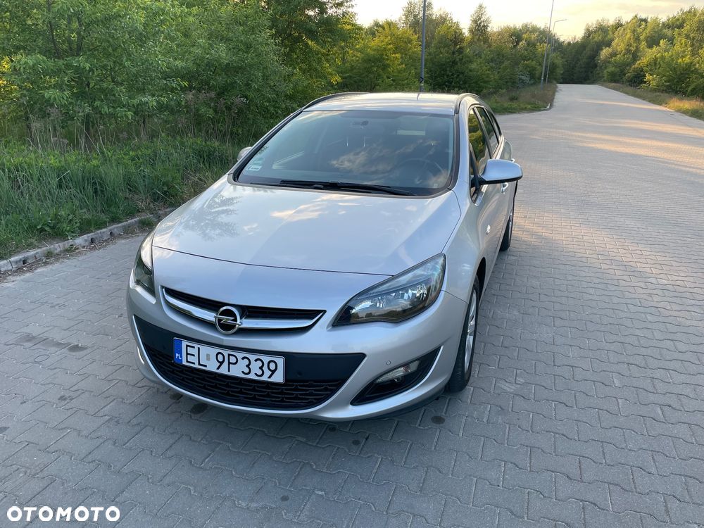 Opel Astra 1.4 T Enjoy - 2