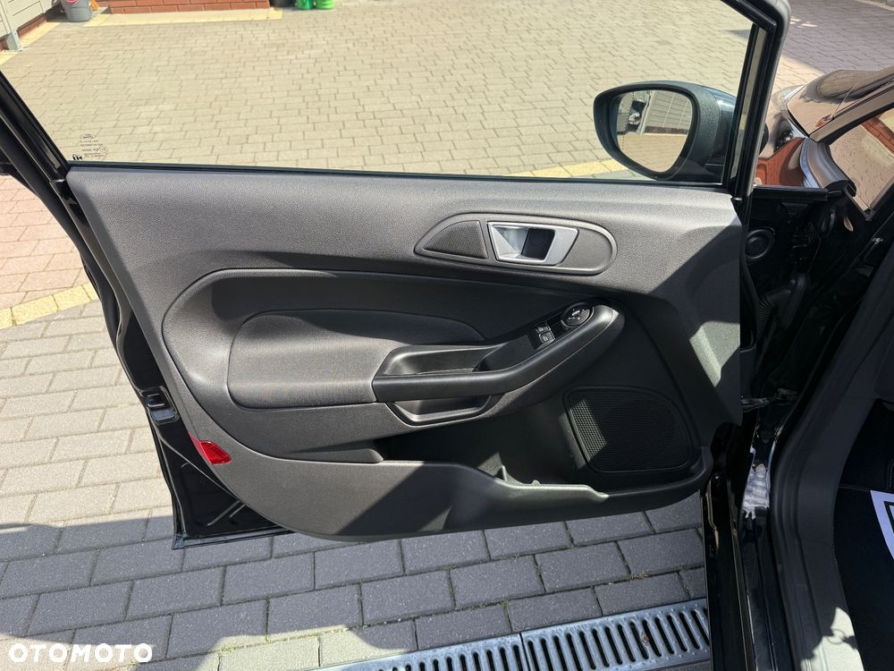 Ford Fiesta - 16