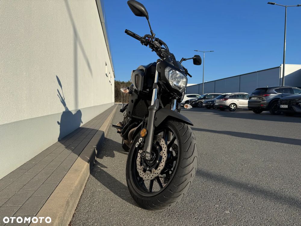 Yamaha MT - 6