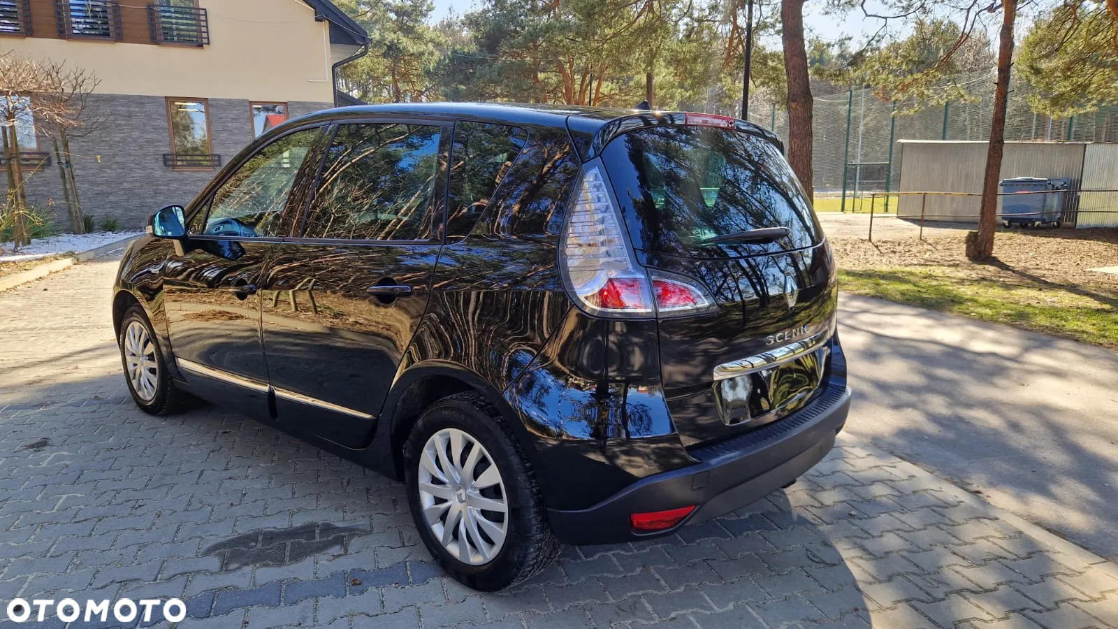 Renault Scenic 1.2 TCe Energy Bose - 17