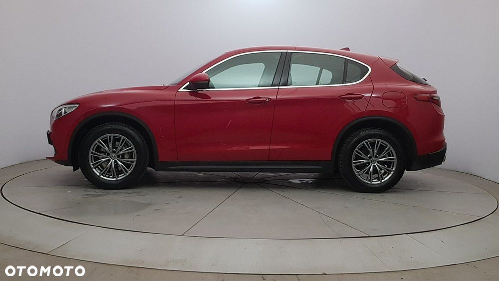 Alfa Romeo Stelvio - 8