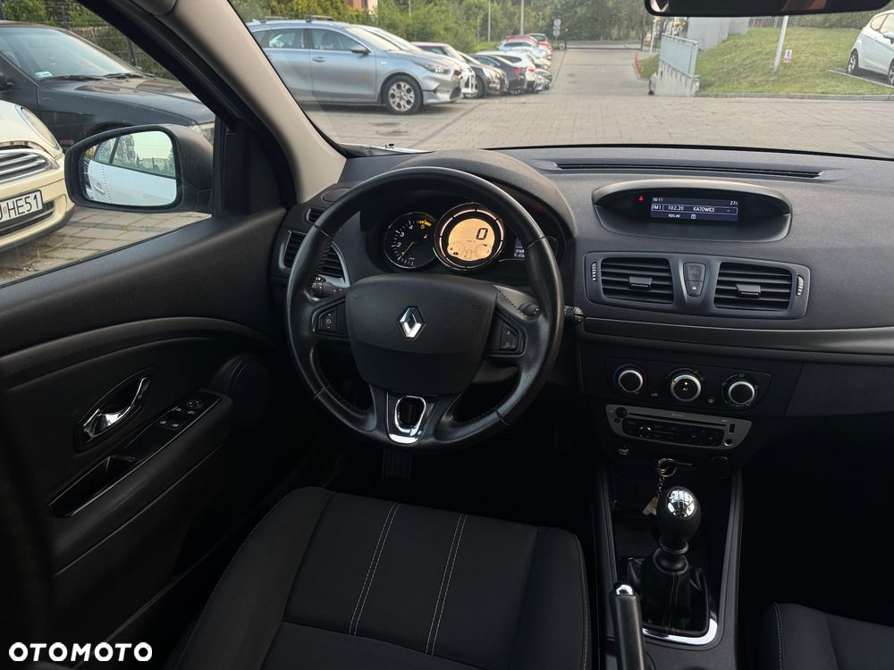 Renault Megane 1.5 dCi Bose - 9