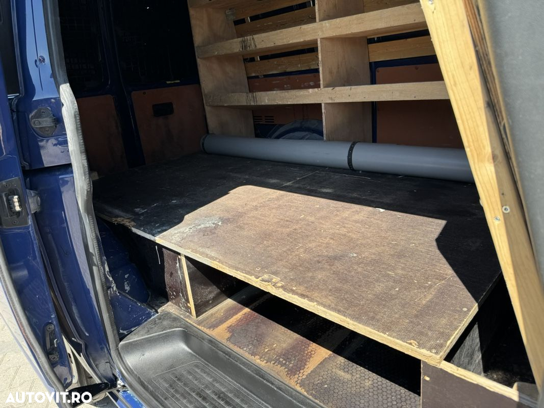 Volkswagen Transporter T5 - 19