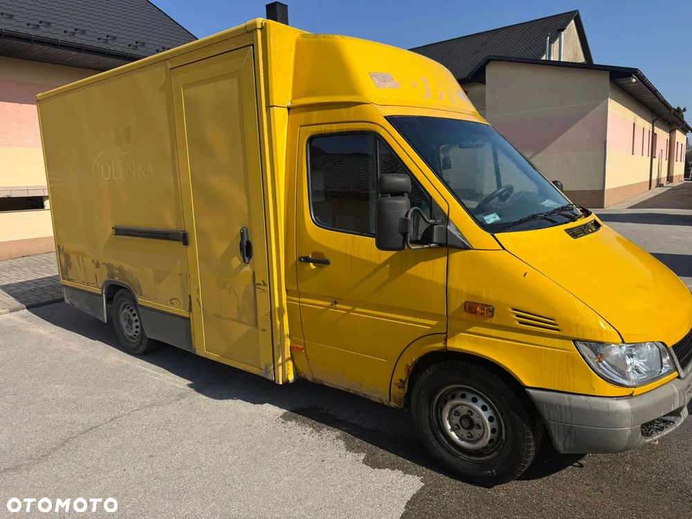 Mercedes-Benz Sprinter - 3