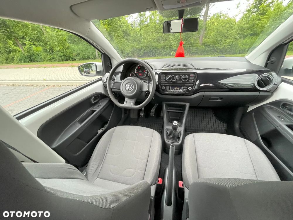 Volkswagen up! - 27
