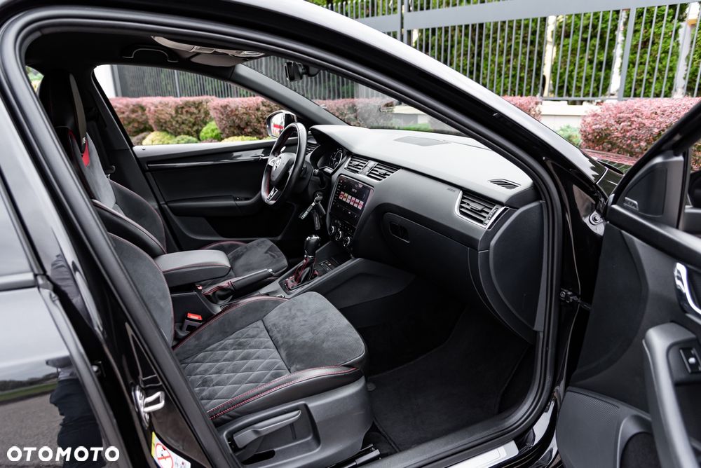 Skoda Octavia 2.0 TSI RS 230 DSG - 23