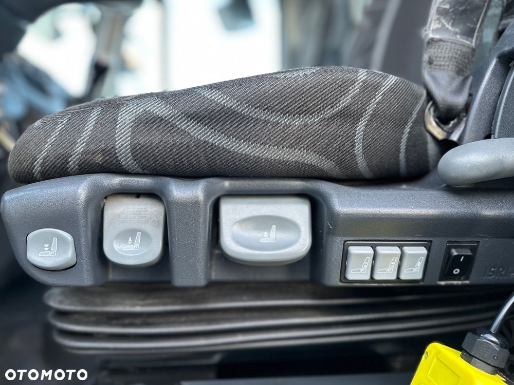 Iveco EUROCARGO 150E28 E6 - 19