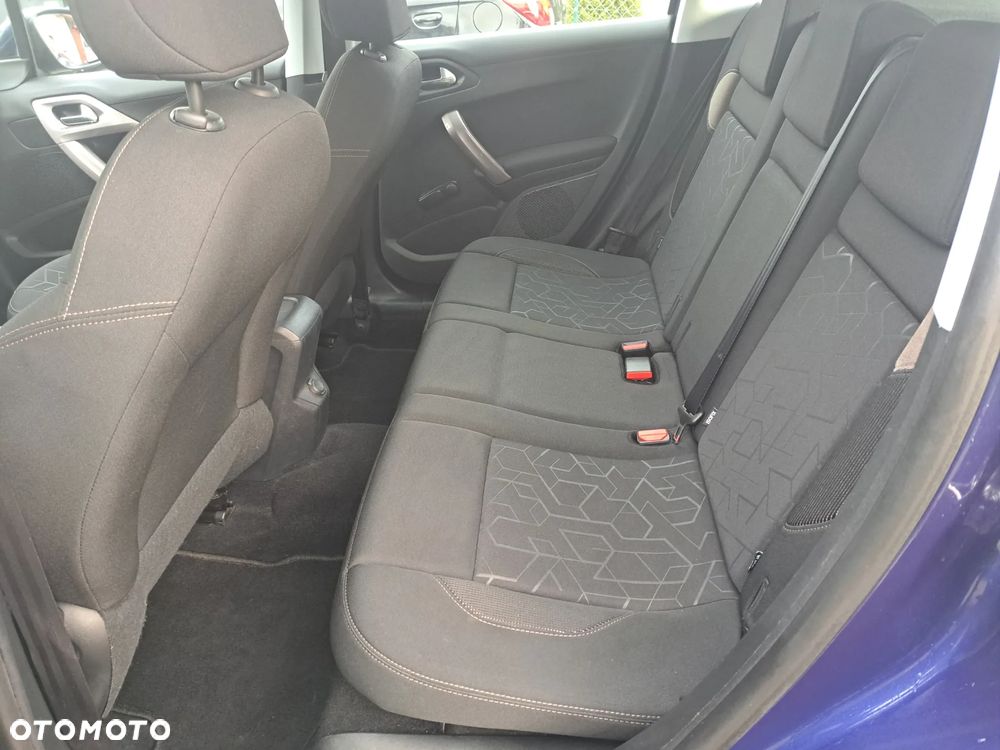 Peugeot 2008 PureTech 82 Active - 16