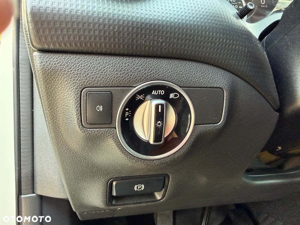 Mercedes-Benz Klasa A 180 (BlueEFFICIENCY) Style - 17