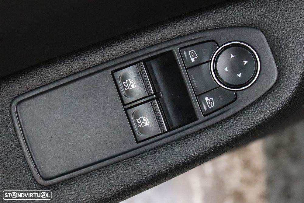 Renault Clio 1.0 TCe Limited Bi-Fuel - 20