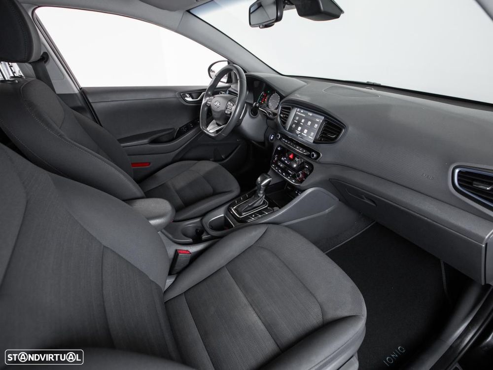 Hyundai Ioniq 1.6 GDI HEV Hybrid Tech - 9