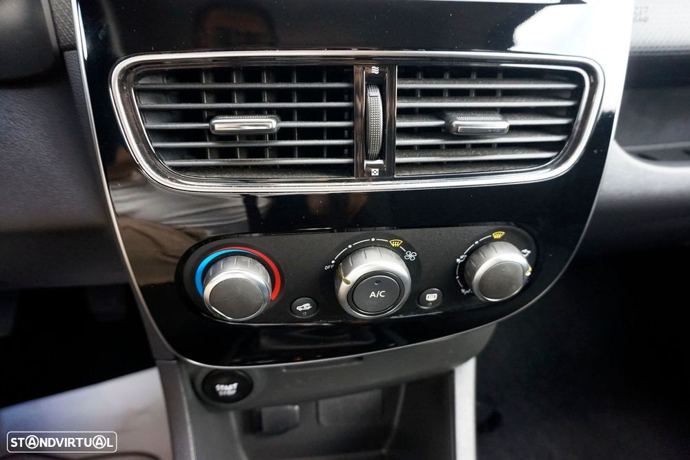 Renault Clio Sport Tourer 0.9 TCe Limited - 14