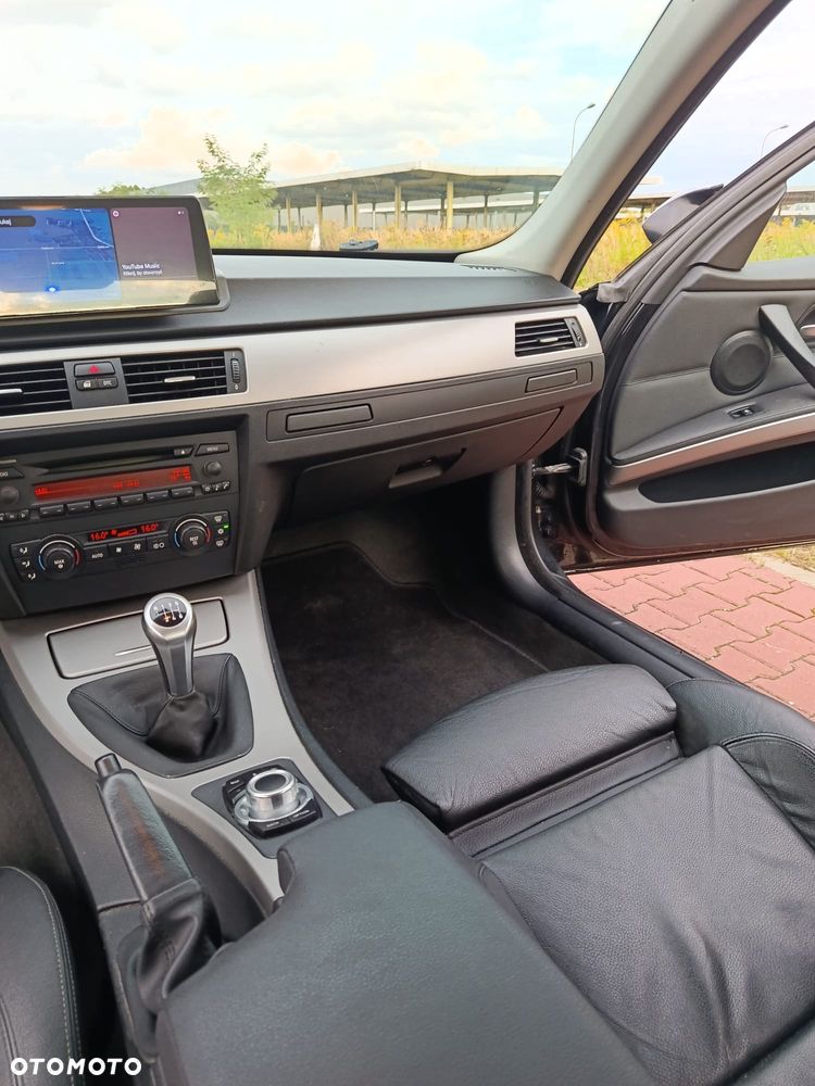 BMW Seria 3 - 15
