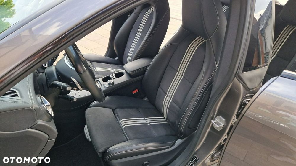 Mercedes-Benz CLA - 17