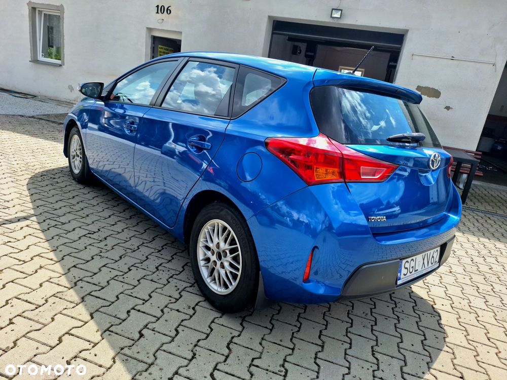 Toyota Auris - 5