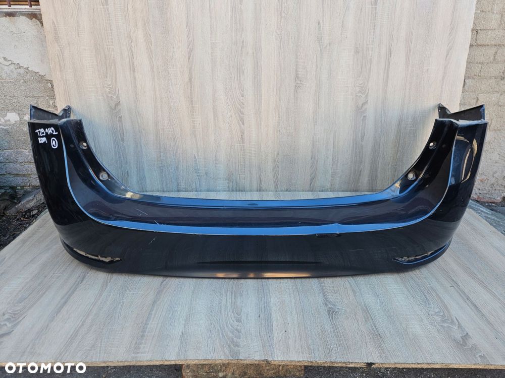 toyota avensis t29 15-18 kombi zderzak tył 1h2 - 1