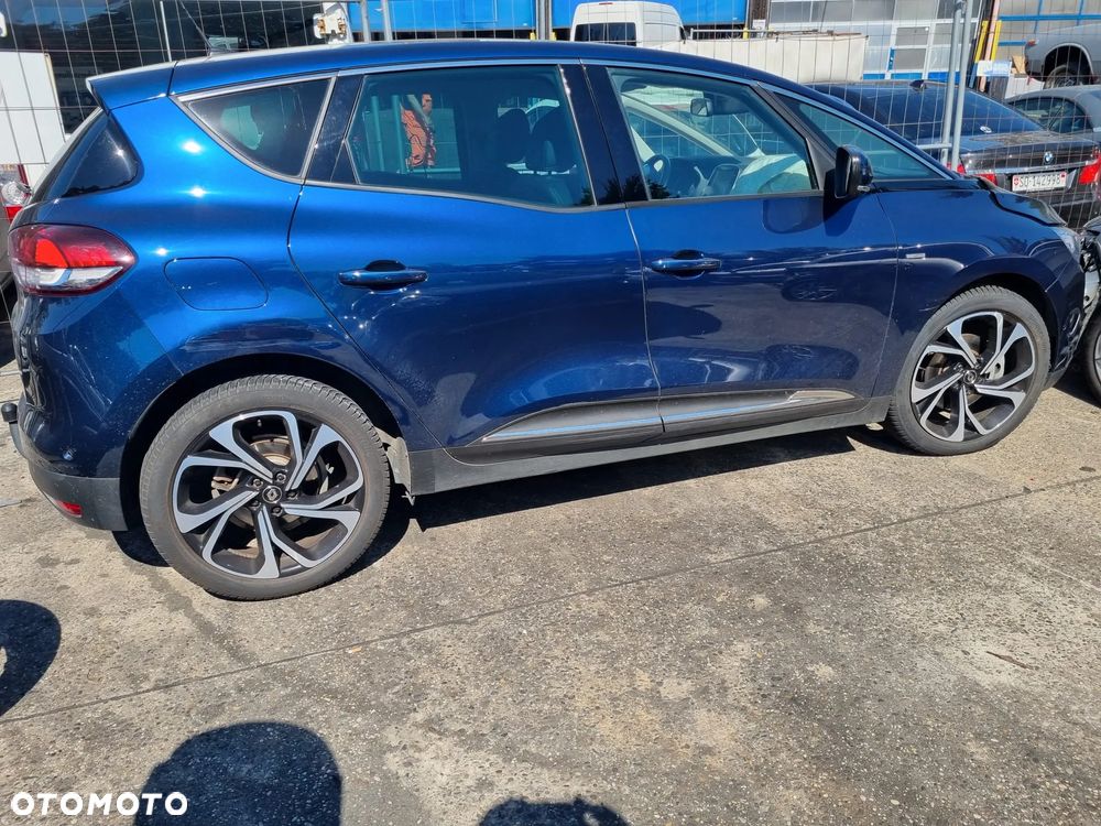 Renault Scenic - 1
