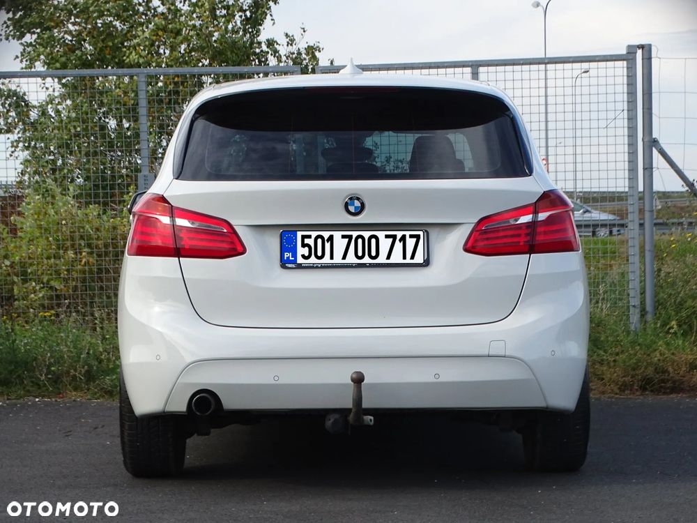 BMW Seria 2 218d Sport Line - 7