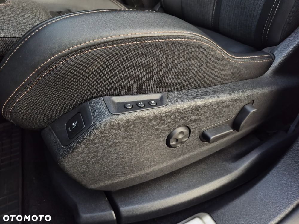 Peugeot 3008 PureTech 180 Stop & Start GPF EAT8 GT - 36