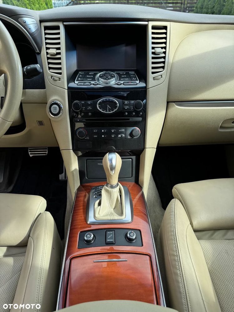 Infiniti QX70 3.0d S Premium - 18