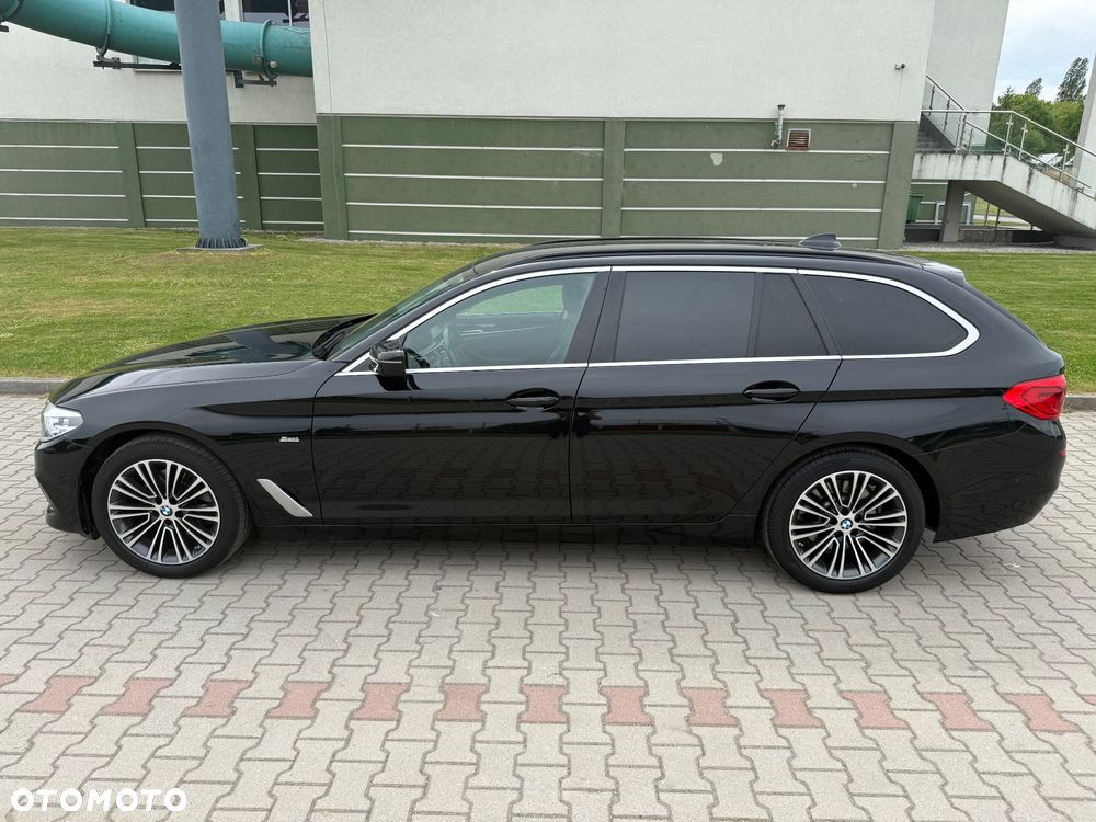 BMW Seria 5 520d Sport Line sport - 16