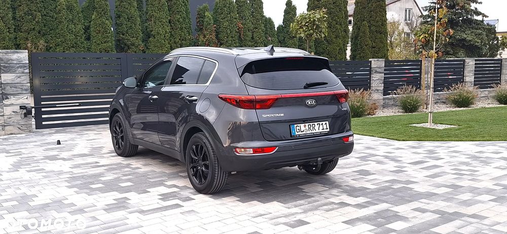 Kia Sportage 2.0 CRDI 4WD Dream-Team Edition - 12