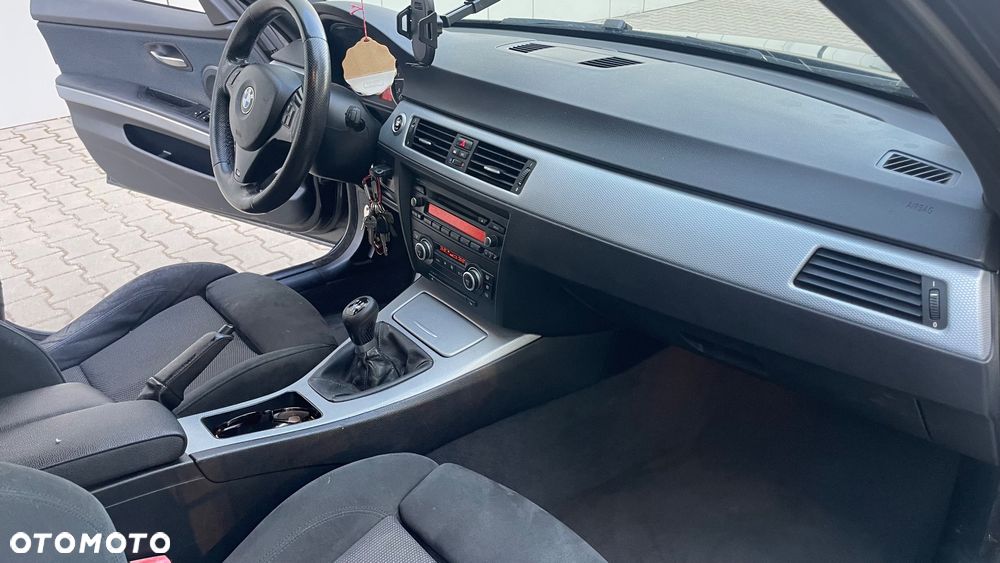 BMW Seria 3 - 11