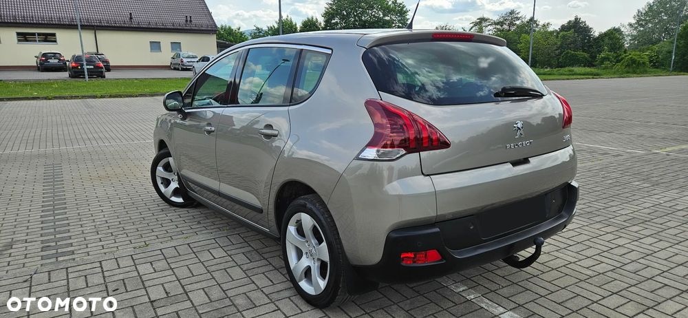 Peugeot 3008 HDi 115 Allure - 3