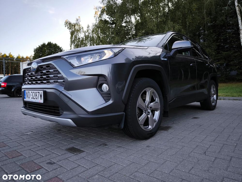 Toyota RAV4 - 5