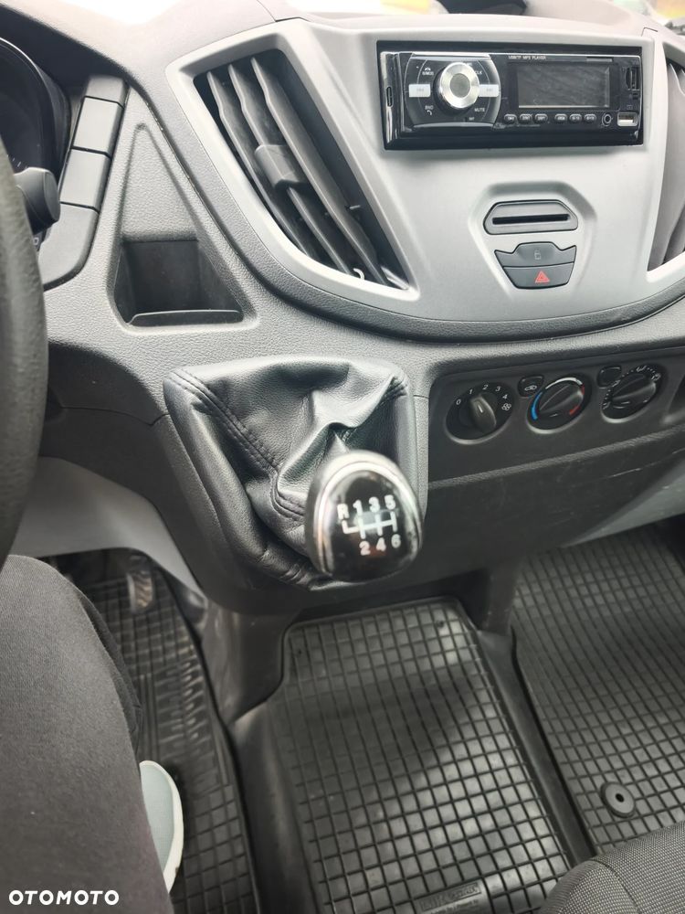 Ford TRANSIT - 27