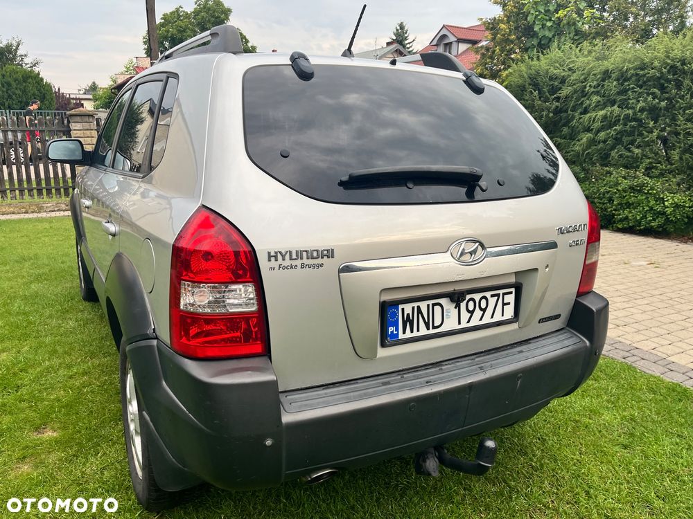 Hyundai Tucson 2.0 CRDi VGT 2WD Automatik GLS - 2
