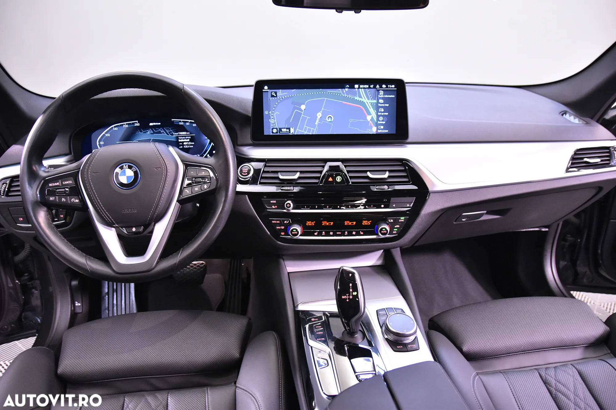 BMW Seria 5 530e xDrive Touring Aut. - 9