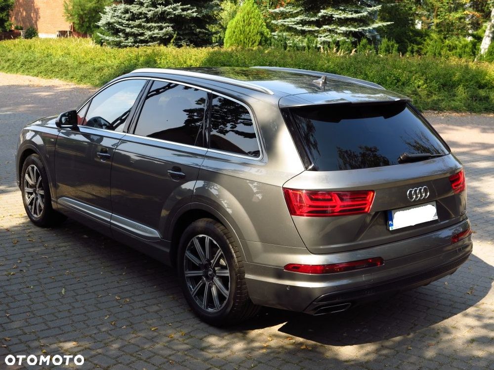 Audi Q7 - 3