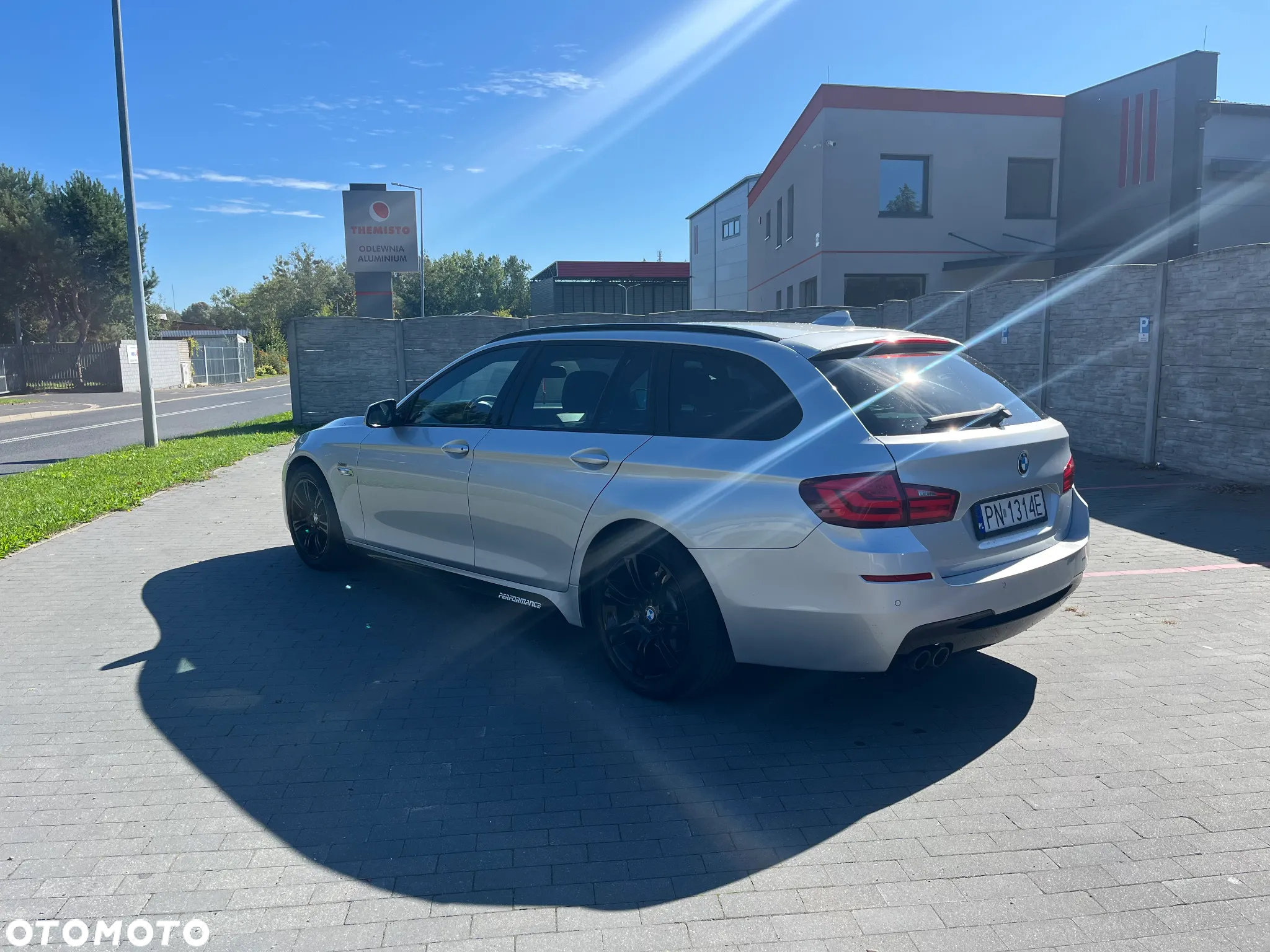 BMW Seria 5 525d xDrive - 13