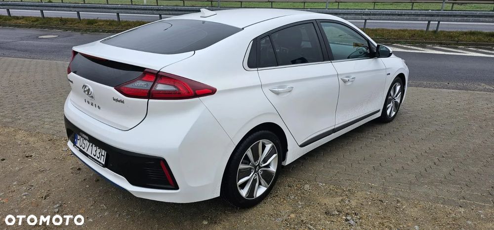 Hyundai IONIQ - 5