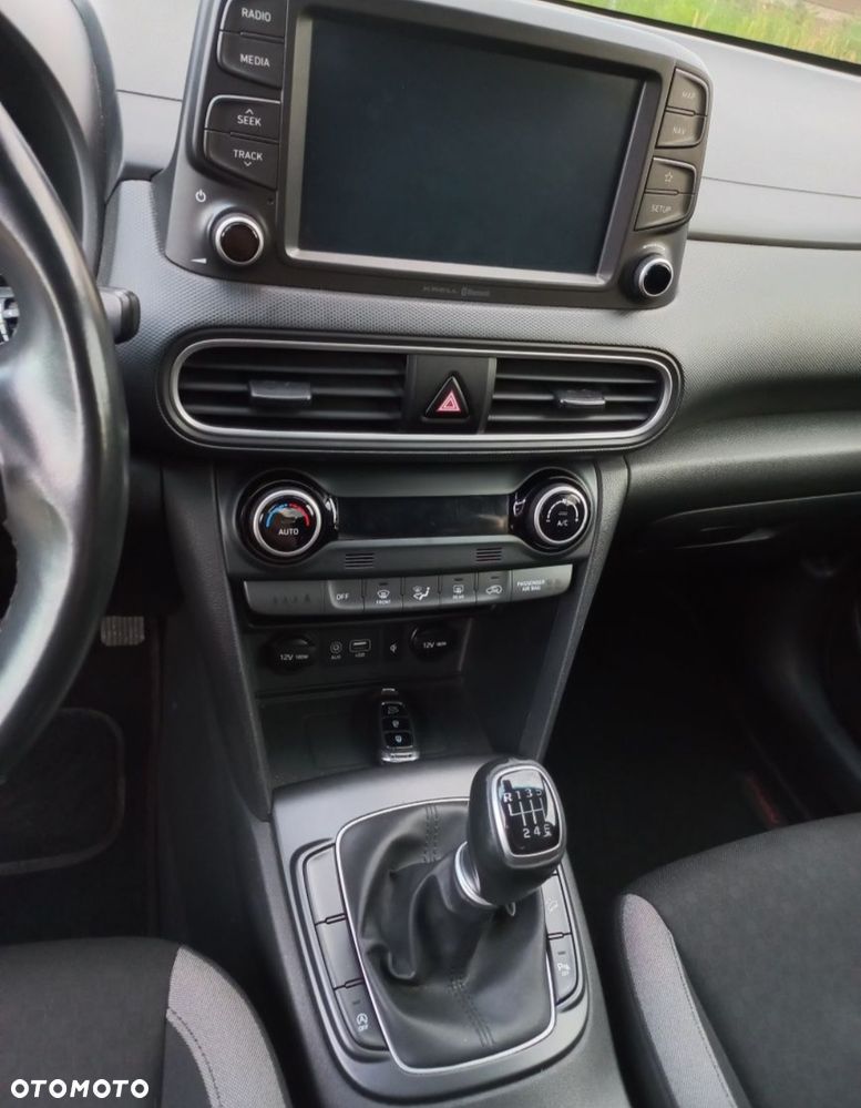 Hyundai Kona - 8