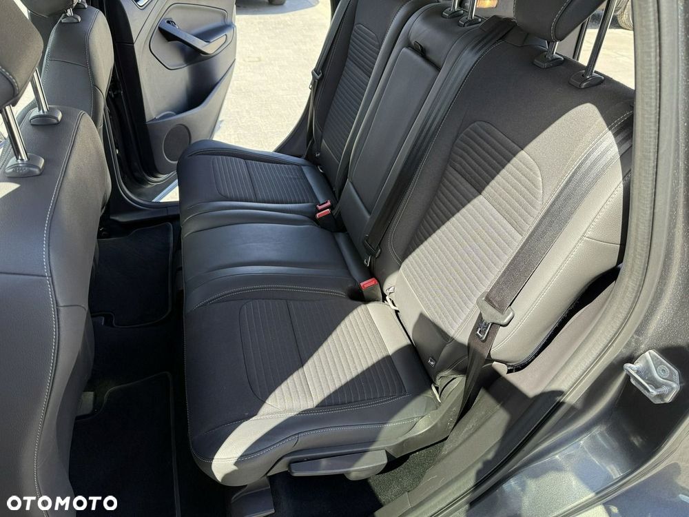 Ford Kuga - 22