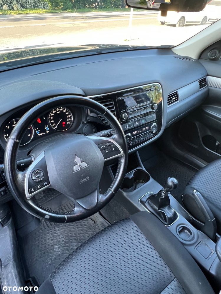 Mitsubishi Outlander 2.2 DID Intense - 10