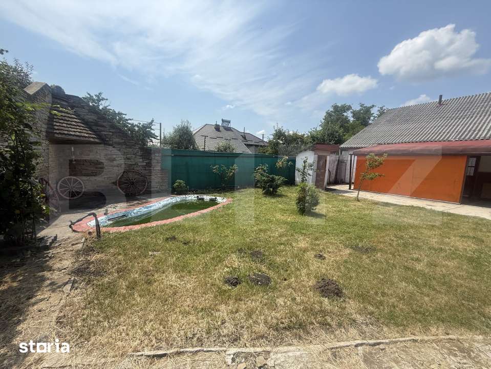 Casa spatioasa, 294 mp, 1.692 mp teren, garaj, terasa si gradina – V - Imagine principală: 4/19