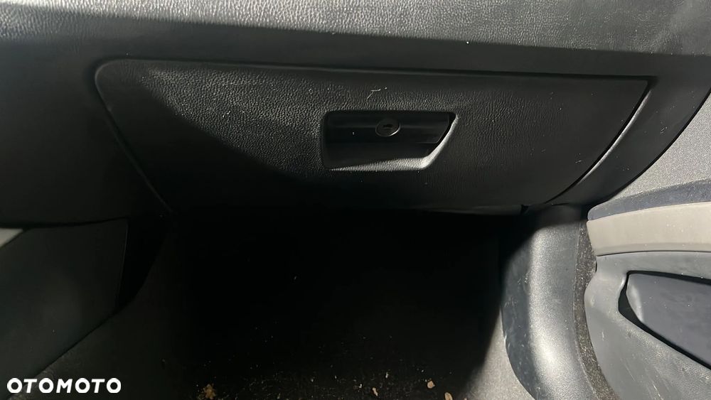 SCHOWEK PASAŻERA BMW E90 E91 EUROPA - 2