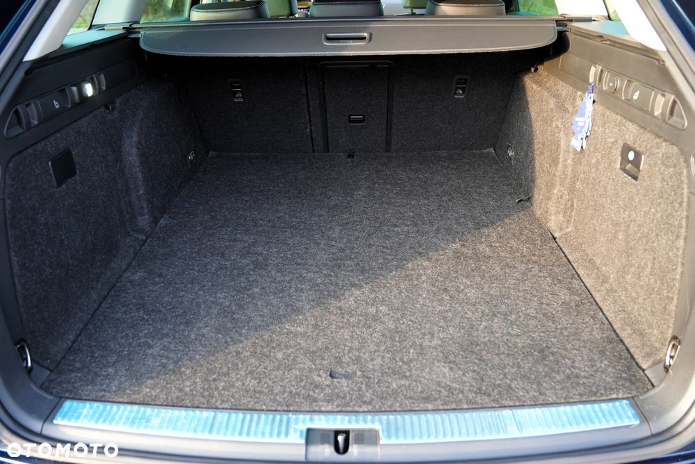 Skoda Superb 1.4 TSI Plug-In Hybrid L&K DSG - 19