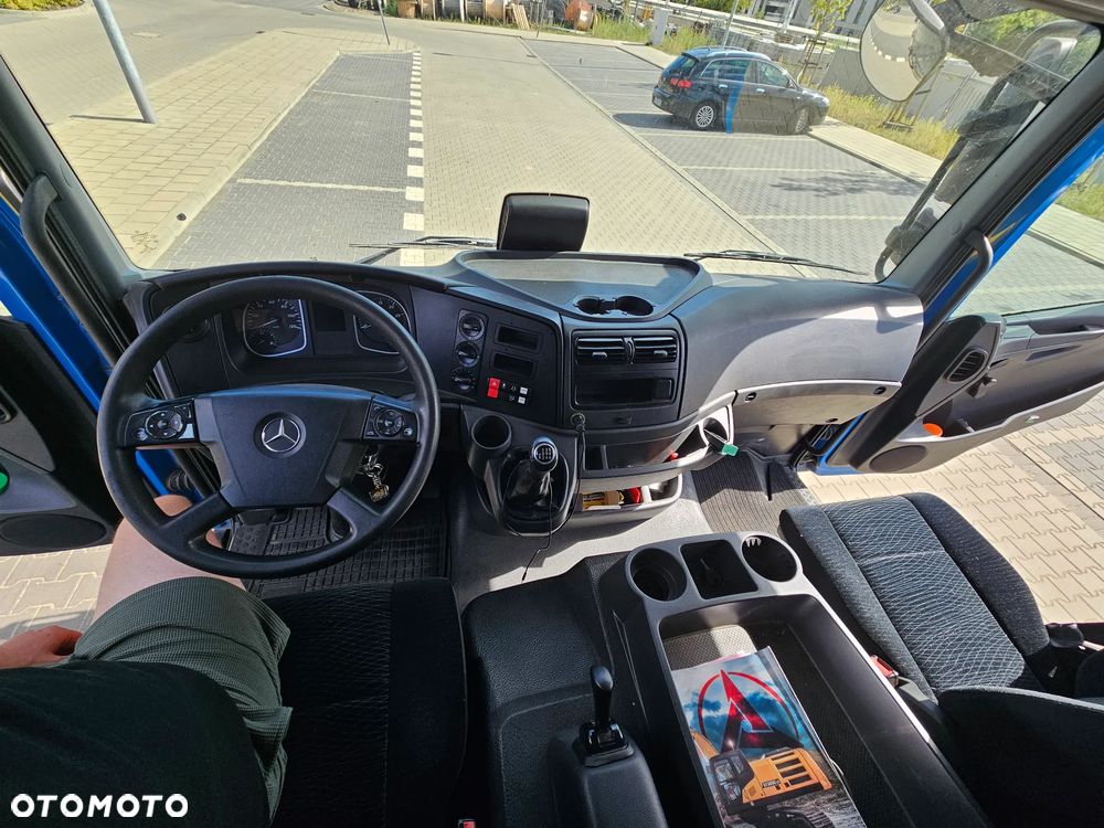 Mercedes-Benz Atego - 11