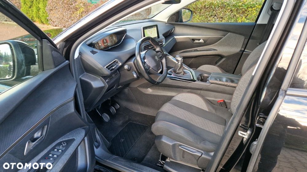 Peugeot 3008 2018 photo 5