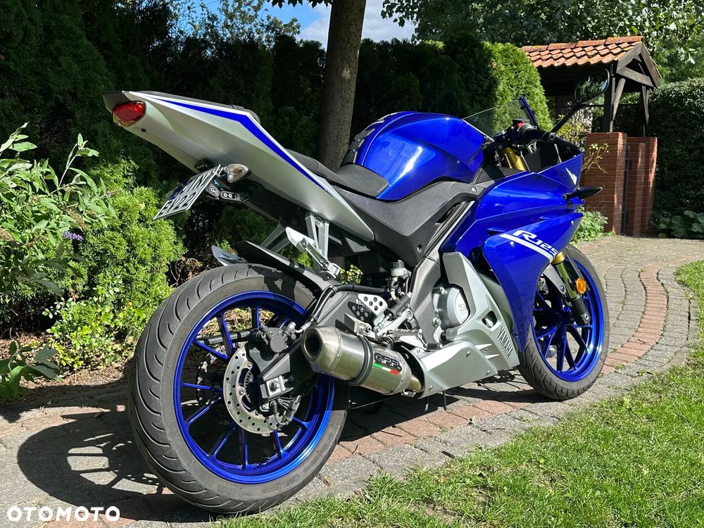 Yamaha YZF - 26